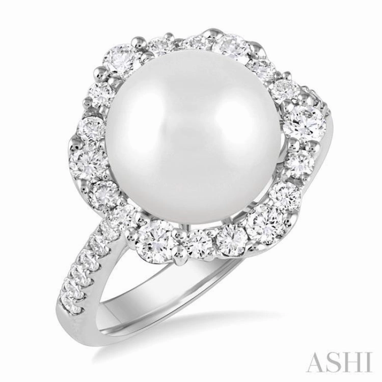 10 MM Cultured Pearl and 3/4 Ctw Hexagon Shape Round Cut Diamond Ring in 14K White Gold