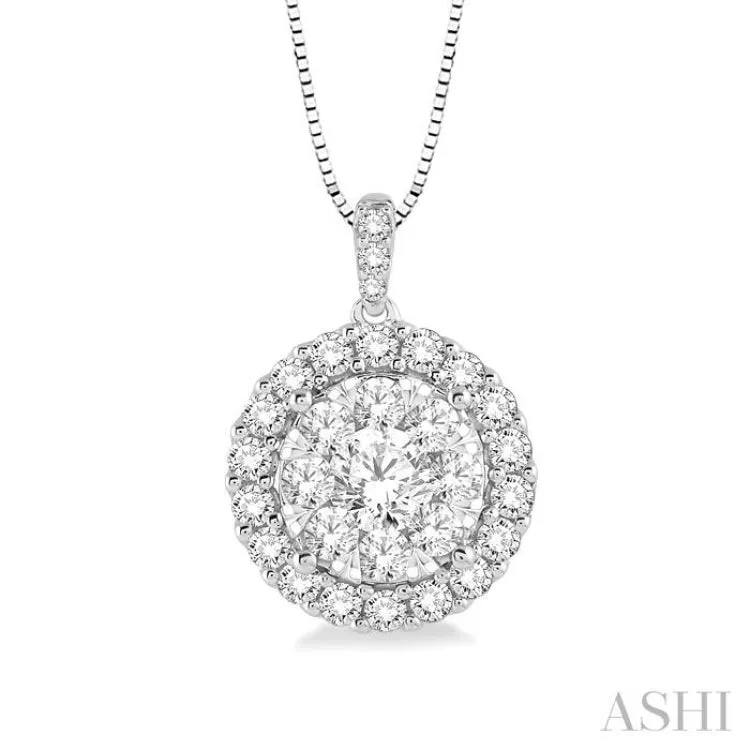 1/2 ctw Round Cut Diamond Lovebright Pendant in 14K White Gold with Chain