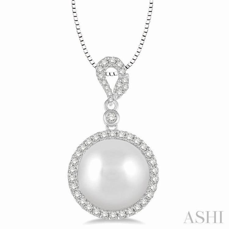 12 MM Cultured Pearl and 3/8 ctw Round Cut Diamond Pendant in 14K White Gold with chain