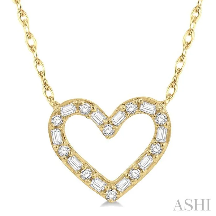 1/4 Ctw Heart Charm Baguette and Round Cut Diamond Pendant in 14K Yellow Gold