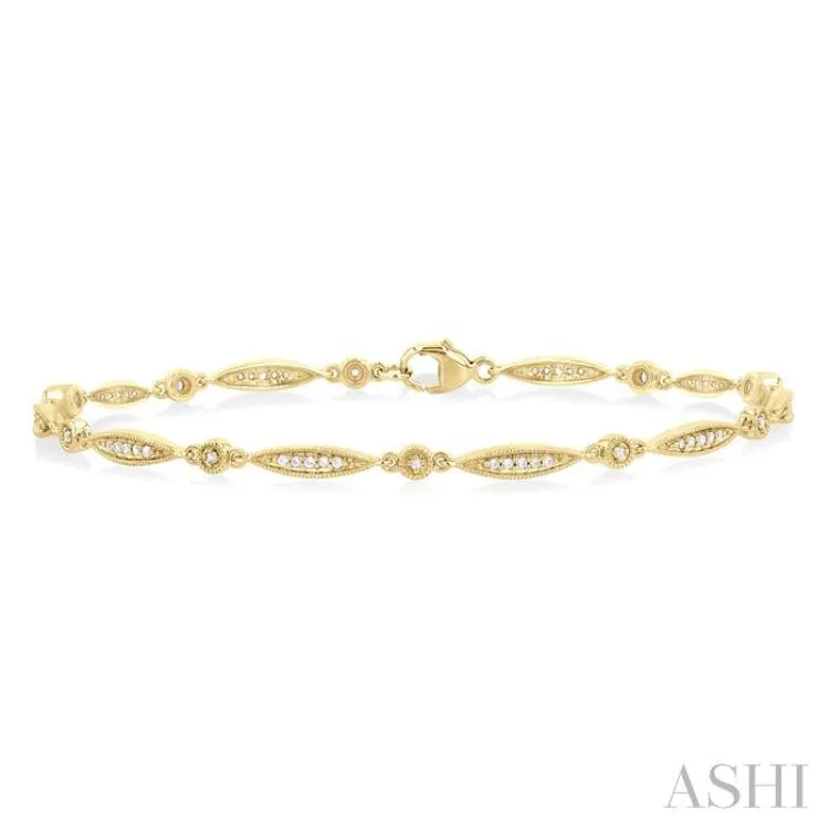 1/4 Ctw Marquise Link Round Cut Diamond Fashion Bracelet in 10K Yellow Gold