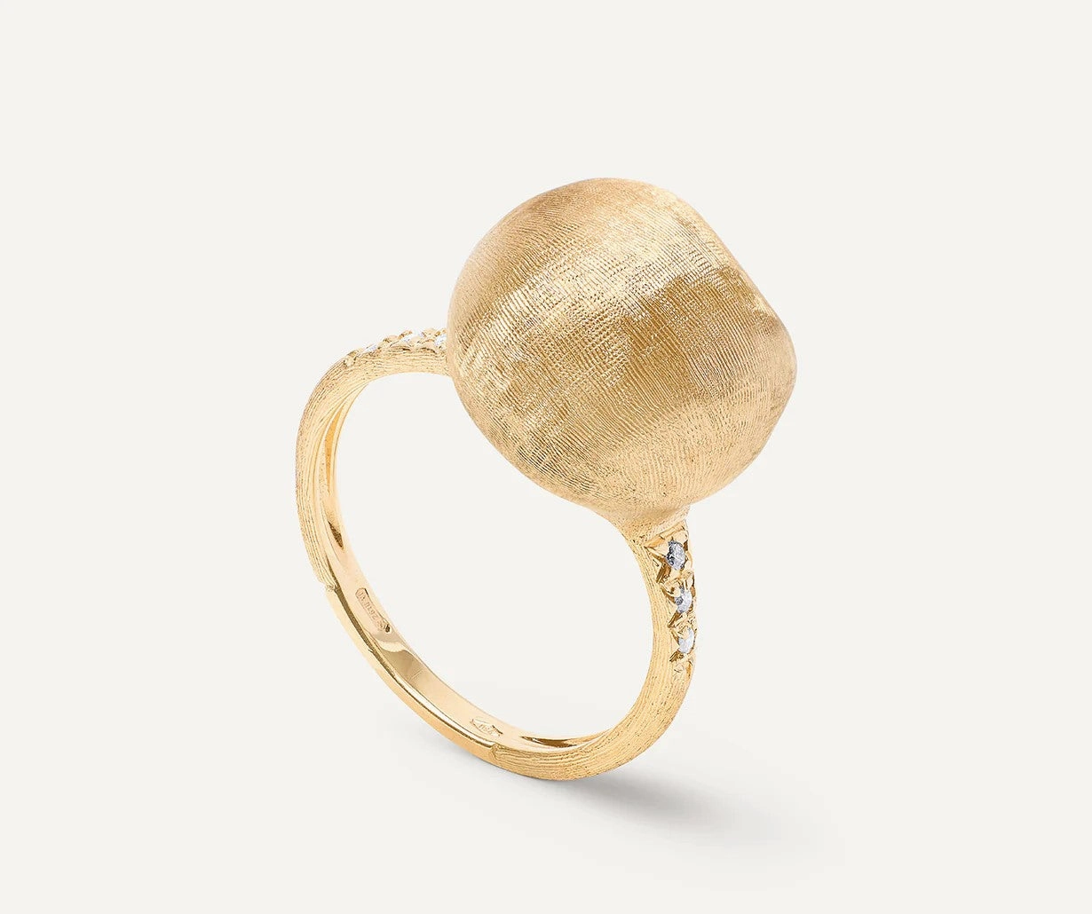 18K YELLOW GOLD & DIAMOND RING FROM THE AFRICA COLLECTION