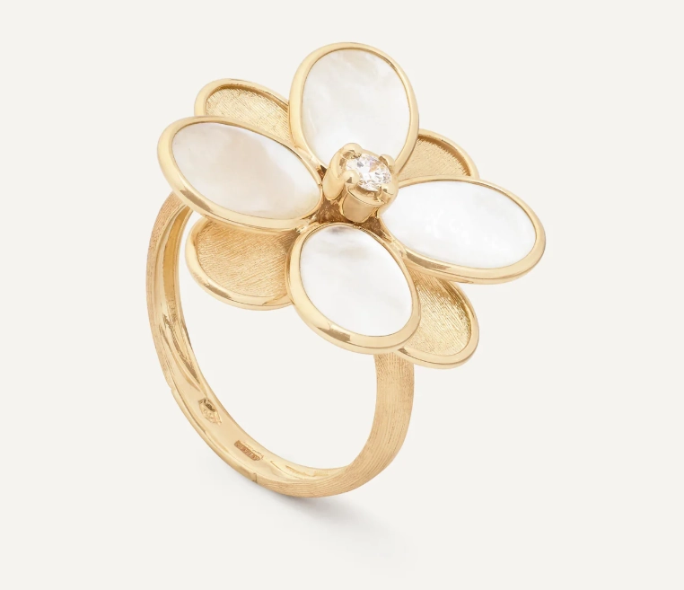 18K YELLOW GOLD AND MOTHER OF PEARL FLOWER RING WITH DIAMONDS FROM THE PETALI COLLECTION