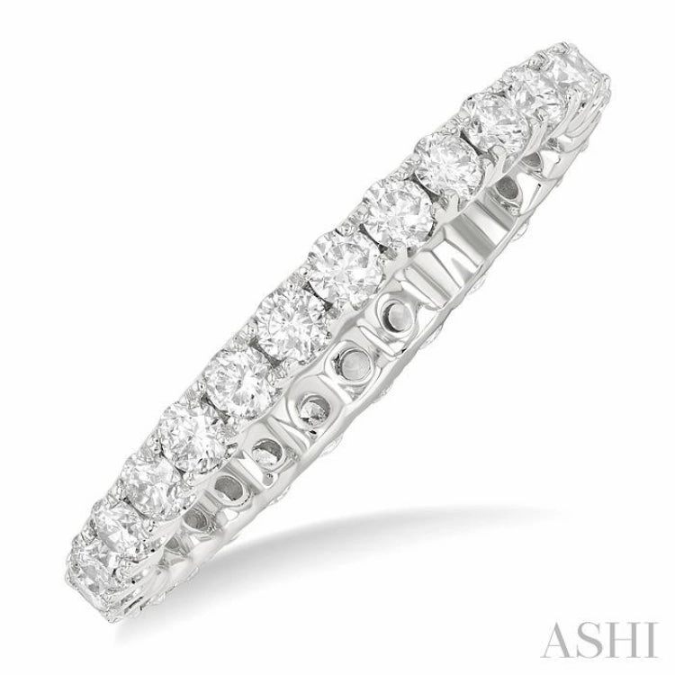 1.00 Ctw Round Cut Diamond Eternity Wedding Band in 14K White Gold