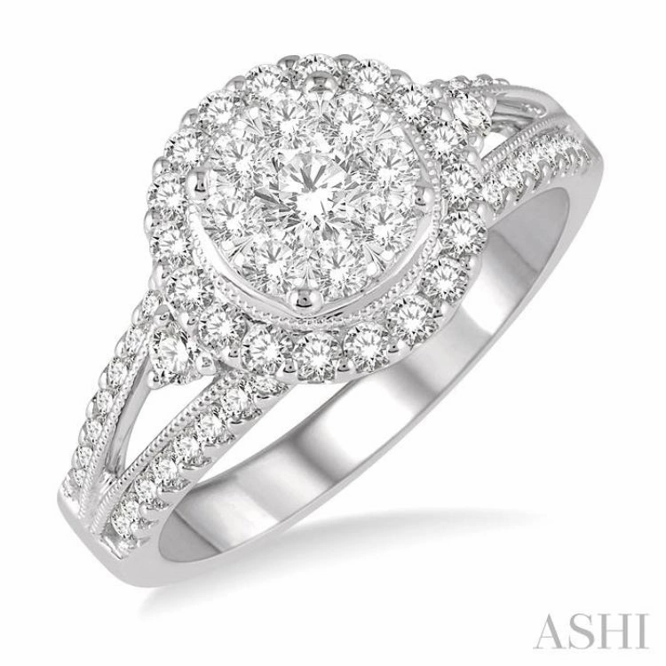 1 1/10 Ctw Lovebright Round Cut Diamond Engagement Ring in 14K White Gold