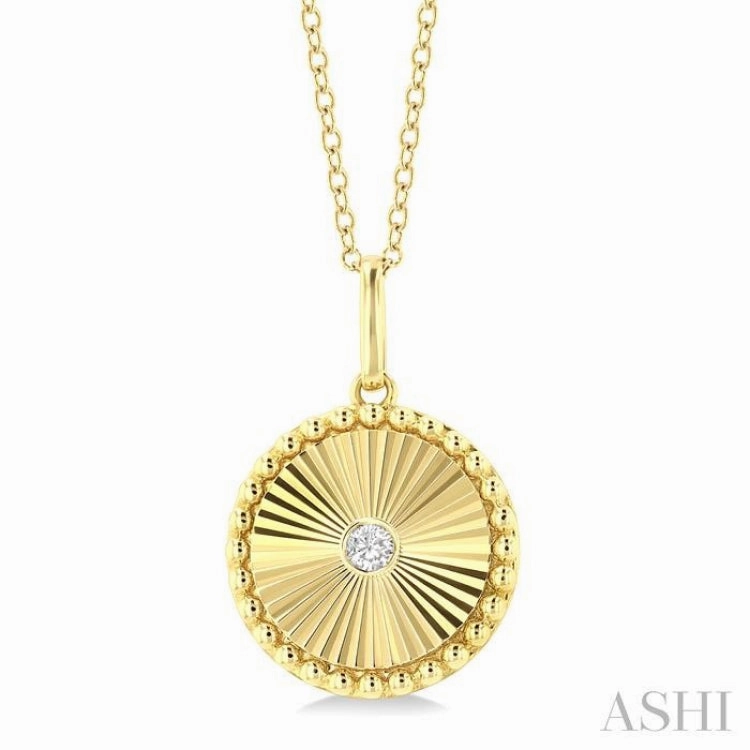 1/20 Ctw Fluted Medallion Round Cut Diamond Fashion Pendant With Chain in 14K Yellow Gold