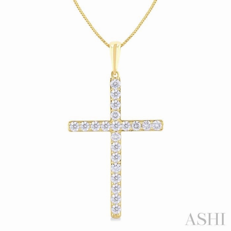 1/2 ctw Round Cut Diamond Prong Set 1-Inch Plate Cross Pendant With Chain in 14K Yellow Gold