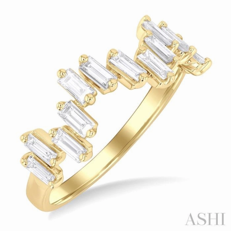 1/2 Ctw Scatter Baguette Cut Diamond Fashion Band in 14K Yellow Gold