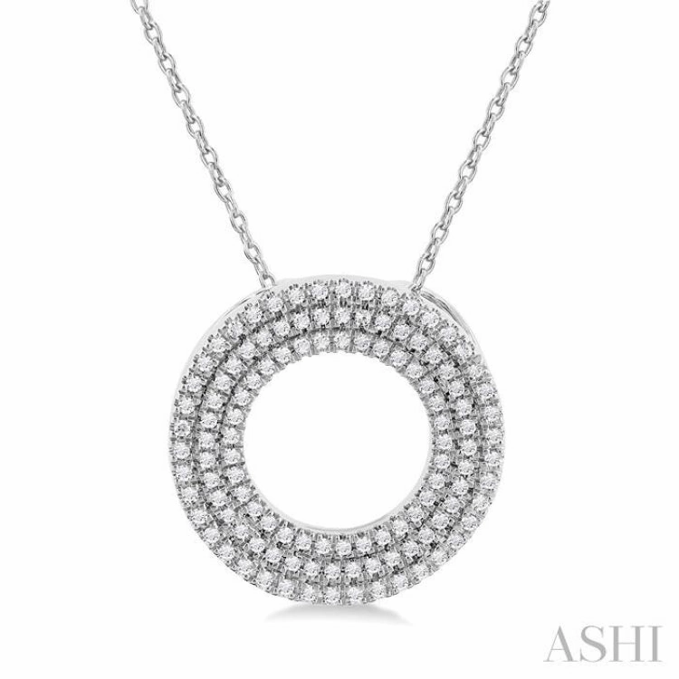 1/3 Ctw Circle Triple Row Round Cut Diamond Fashion Pendant With Chain in 10K White Gold