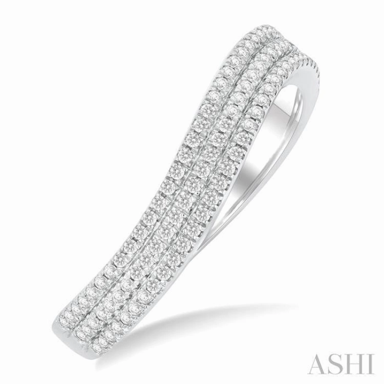 1/3 ctw Curvy Triple Row Round Cut Diamond Fashion Band in 10K White Gold