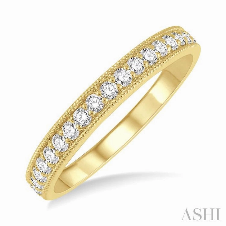 1/3 ctw Round Cut Diamond Wedding Band in 14K Yellow Gold