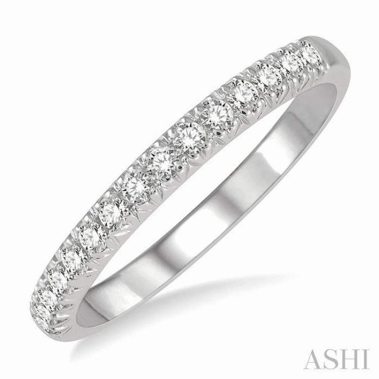 1/4 ctw 15Stones Round Cut Diamond Wedding Band in 14K White Gold