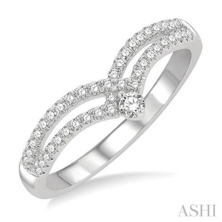 1/4 Ctw Interlocked Twin Chevron Round Cut Diamond Fashion Ring in 14K White Gold