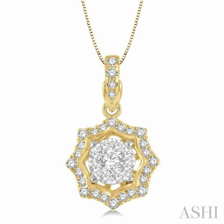 1/4 Ctw Star Lattice Lovebright Round Cut Diamond Pendant With Chain in 14K Yellow and White Gold