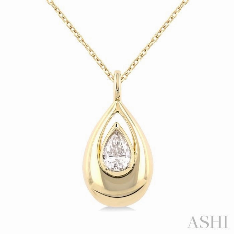 1/4 Ctw Teardrop Pear Cut Diamond Fashion Pendant With Chain in 14K Yellow Gold