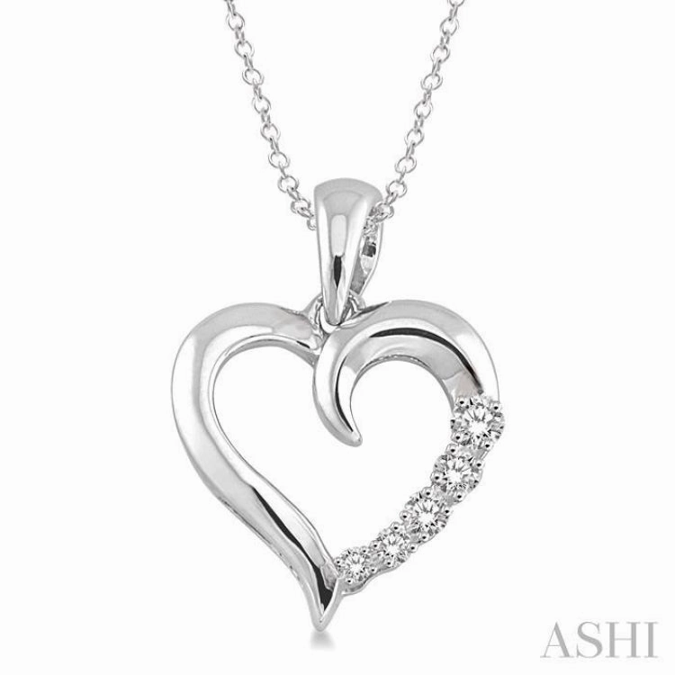 1/50 ctw Single Cut Diamond Heart Shape Diamond Pendant in Sterling Silver with Chain