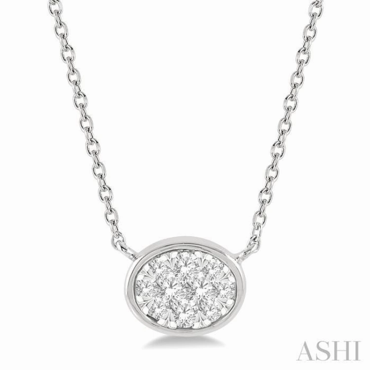 1/6 ctw Oval Shape Lovebright Diamond Pendant With Chain in 14K White Gold