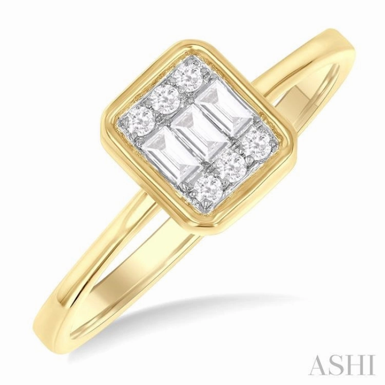 1/6 Ctw Petite Bezel Set Emerald Shape Fusion Baguette and Round Cut Diamond Fashion Ring in 10K Yellow Gold