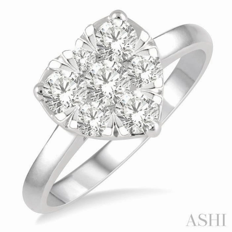 1 ctw Round Cut Diamond Heart Shape Lovebright Ring in 14K White Gold