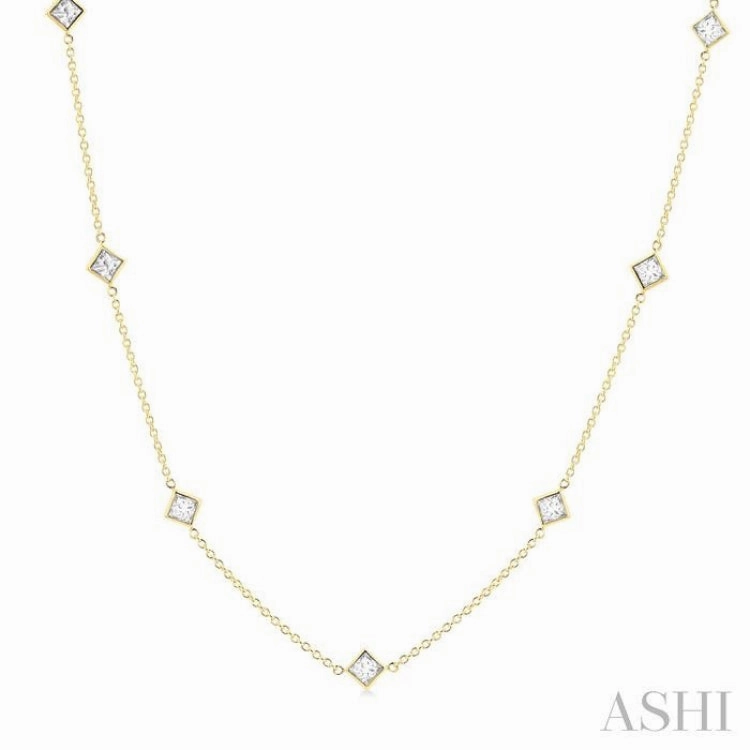 2 ctw Princess Cut Diamond Fashion Necklace in 14K Yellow Gold