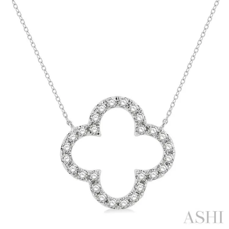 3/4 ctw Clover Round Cut Diamond Pendant in 14K White Gold