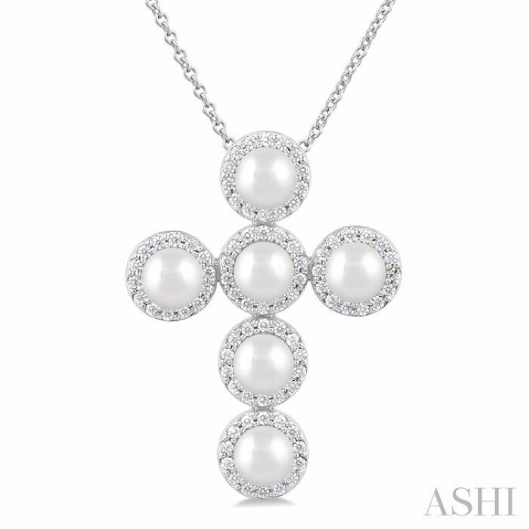 4 MM Cross Cultured Pearl and 1/3 ctw Round Cut Diamond Pendant With Chain in 14K White Gold