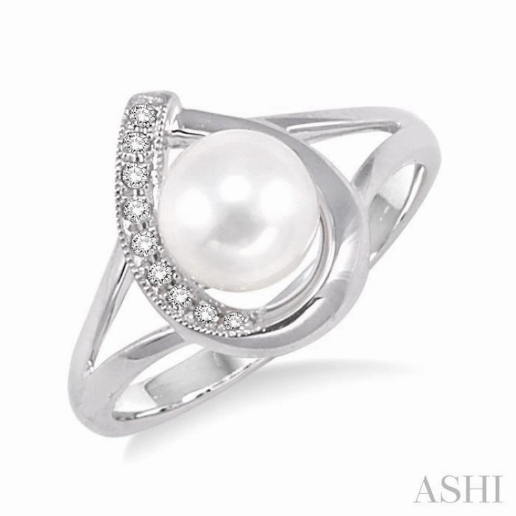 6.5 MM Cultured Pearl and 1/20 ctw Single Cut Diamond Ring in Sterling Silver