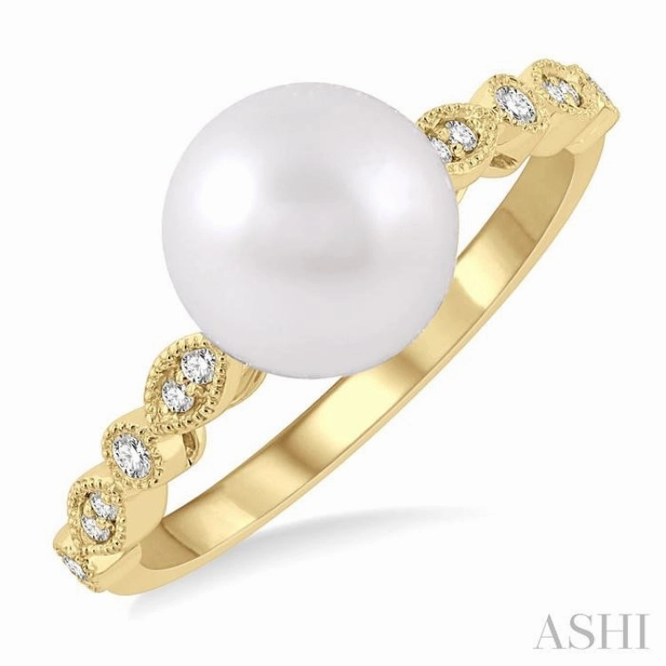 8 MM Cultured Pearl and 1/10 ctw Round Cut Diamond Ring in 14K Yellow Gold