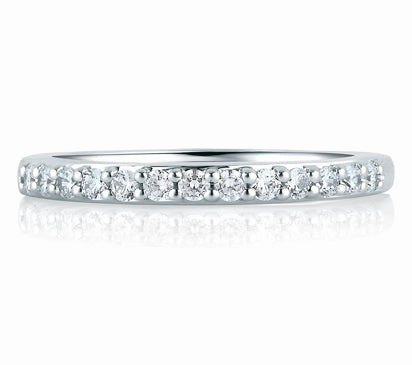 A.JAFFE METROPOLITAN CLASSIC SIGNATURE FIFTEEN DIAMOND SHARED PRONG BAND 0.26