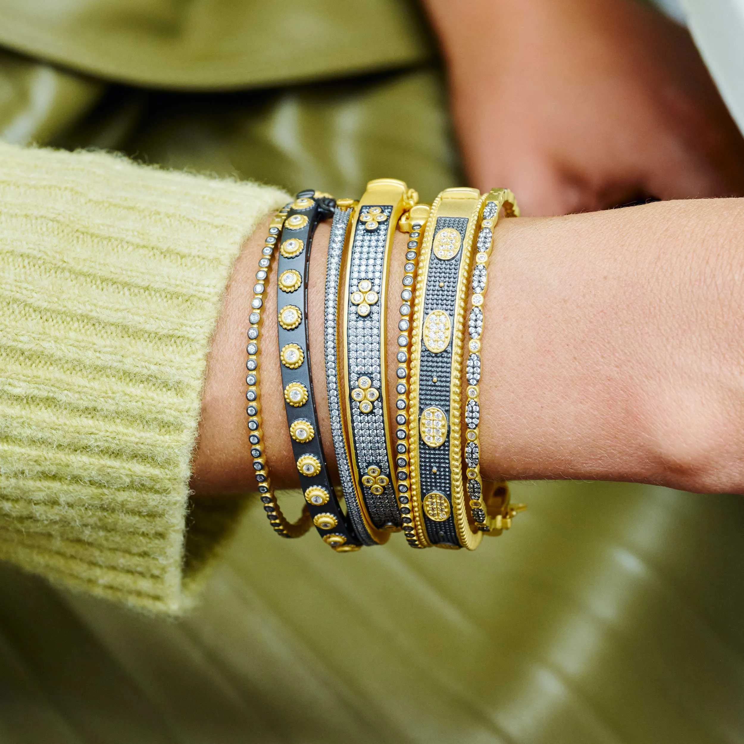 Marquise Pav Thin Hinge Bangle
