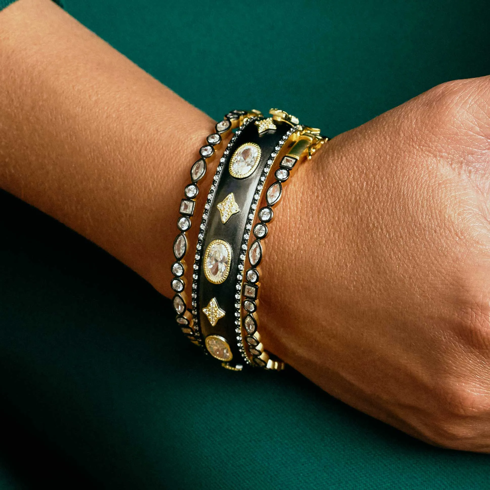 OH SO GORGEOUS Wide Hinge Bangle