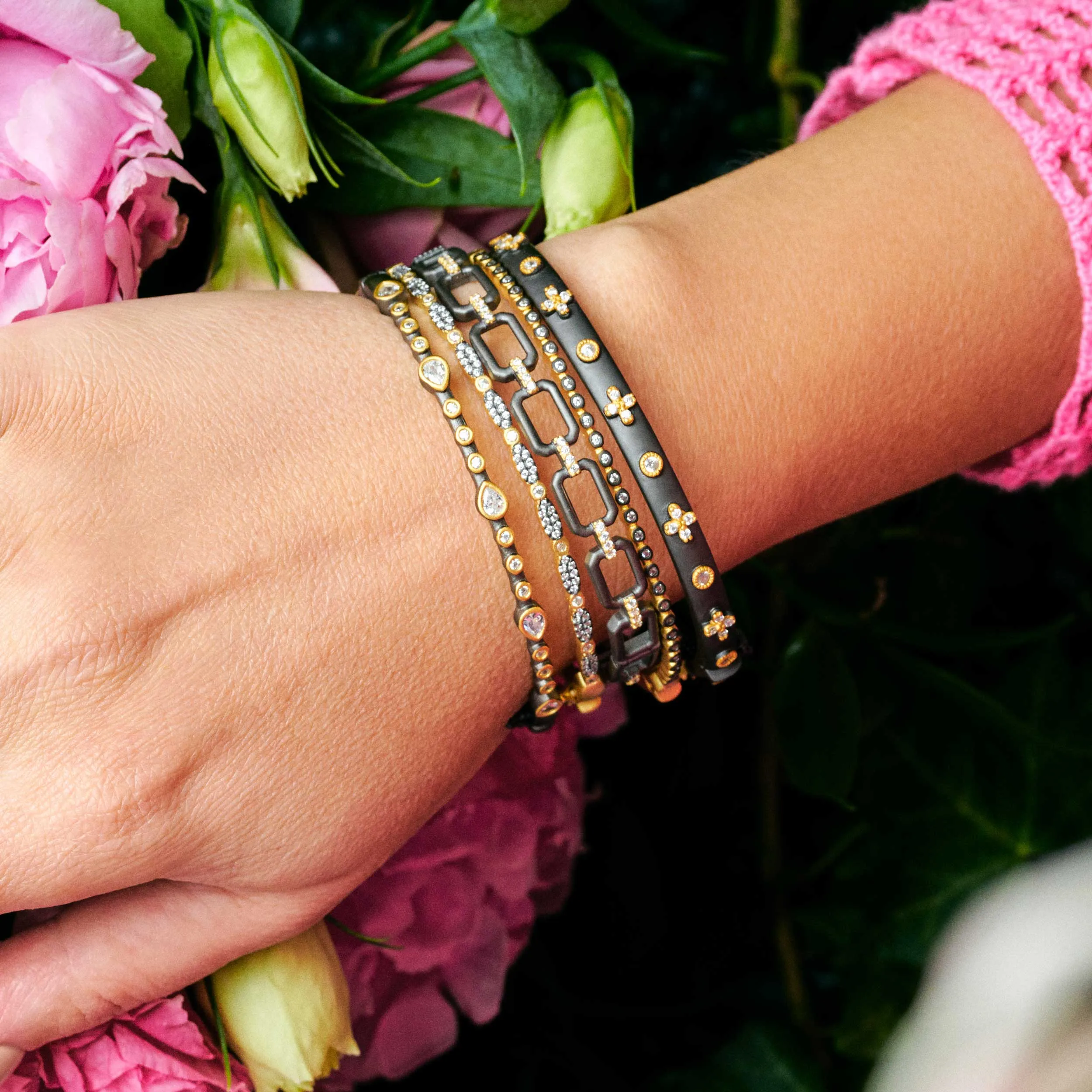 Signature Bezel Pav Hinge Bangle
