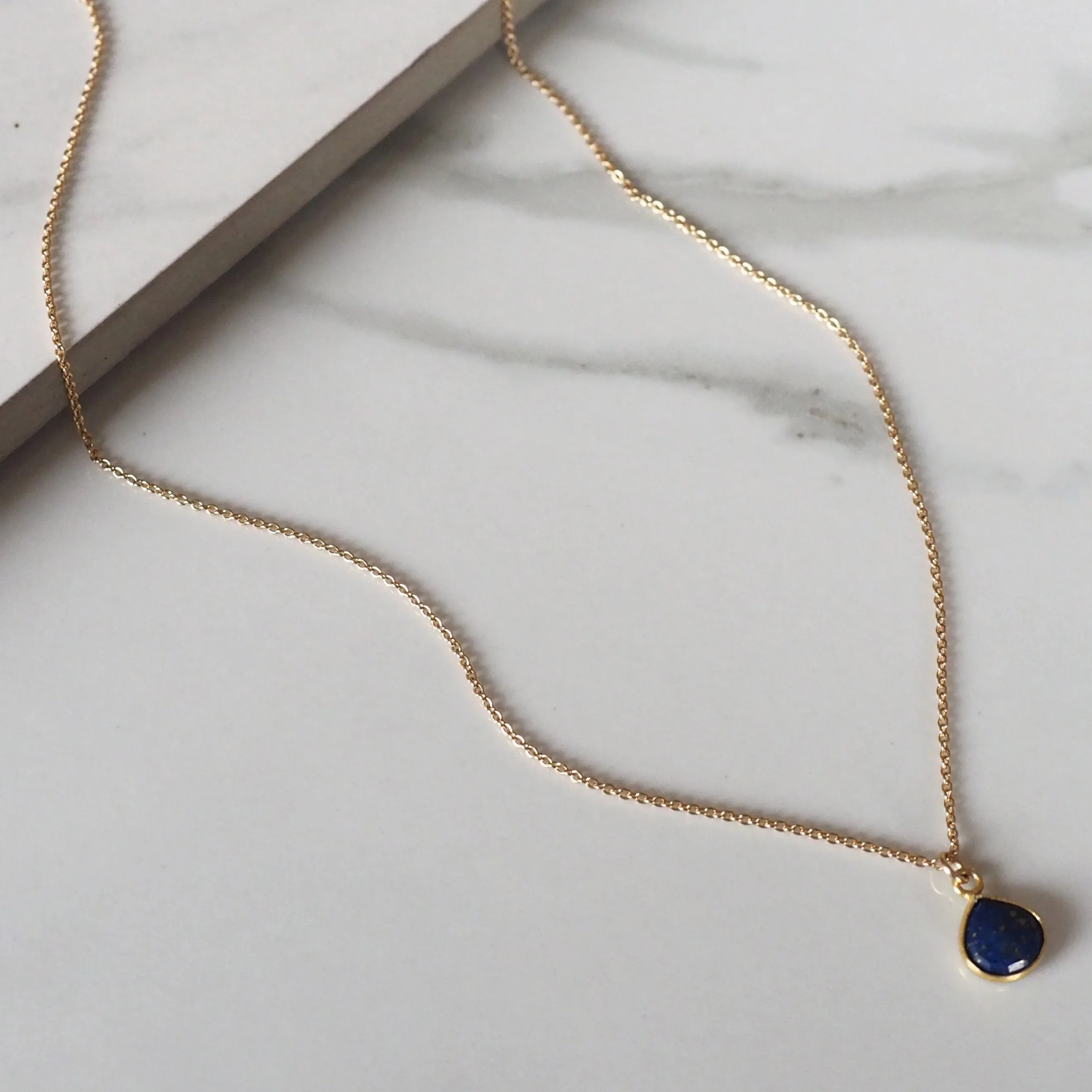 The Stone Sparkle Necklace