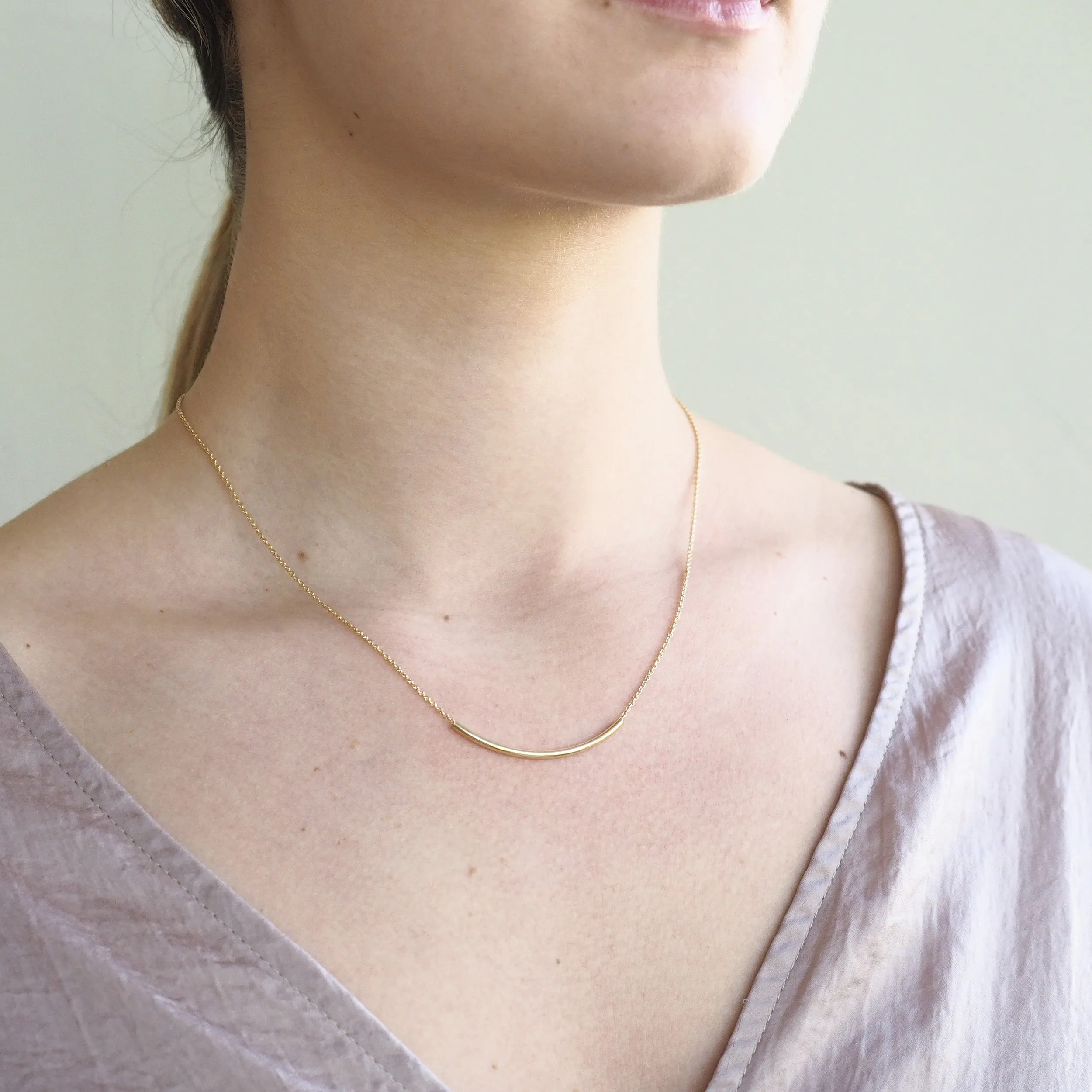 The Subtle Smile Necklace